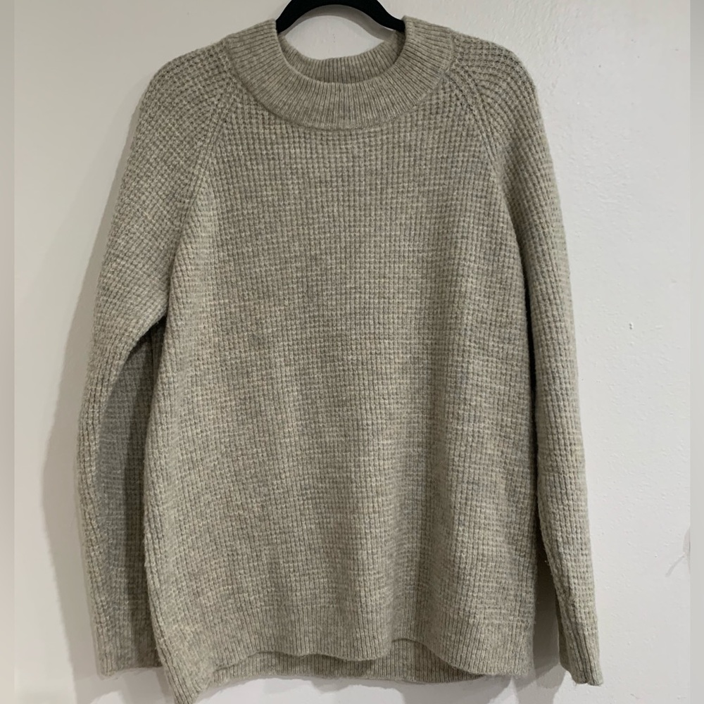 Style & Co longe sleeve tan-brownish super soft knit sweater. Women’s Size XL